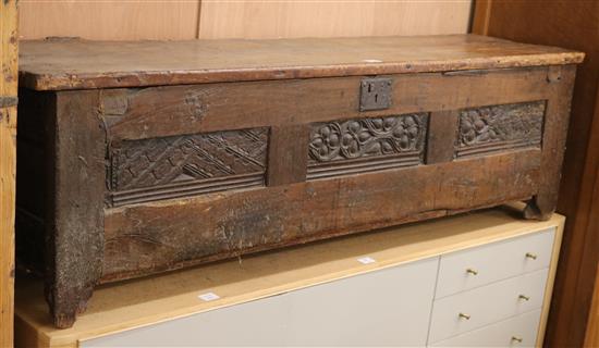 An early oak coffer W.181cm
